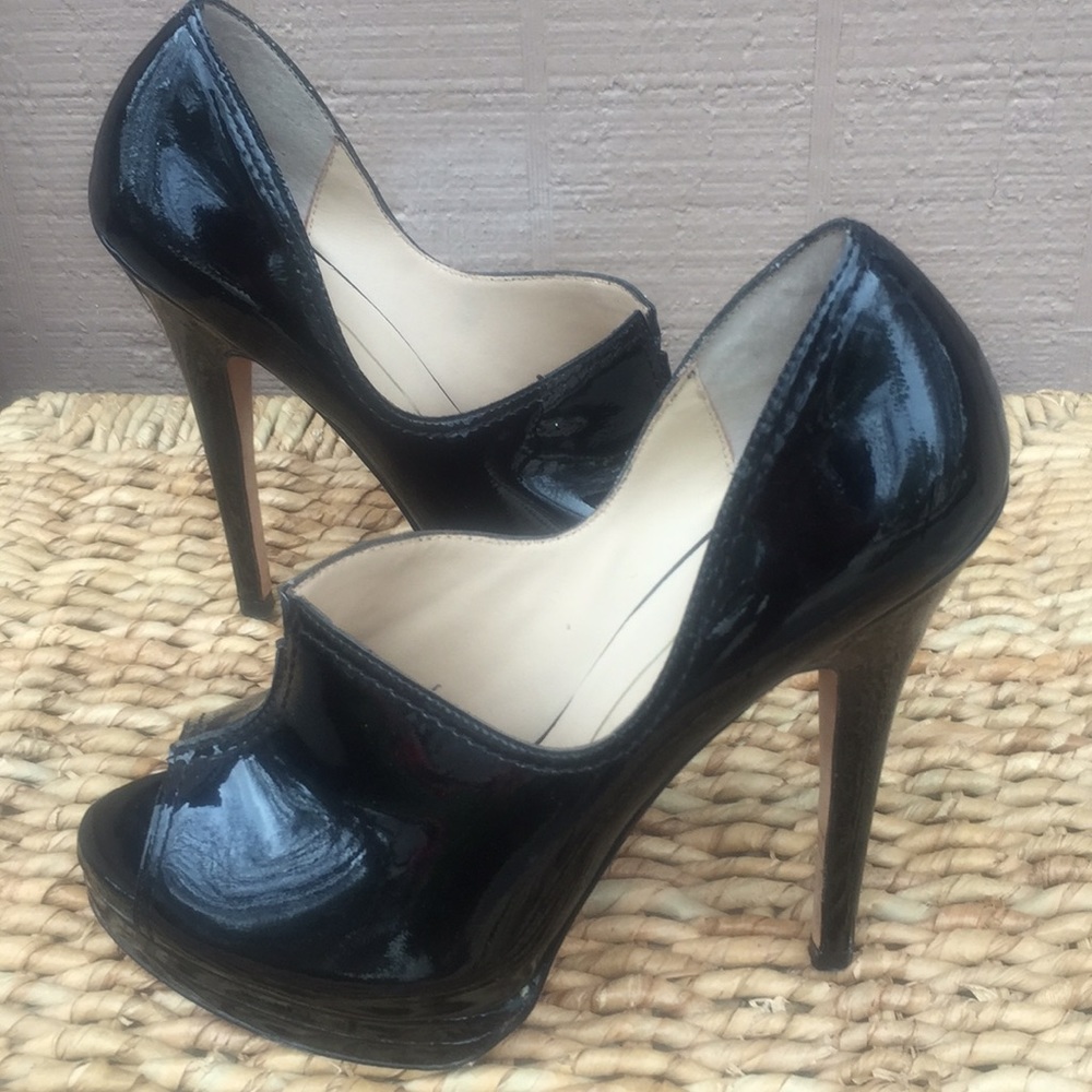 Sz 8.5 DolceVita Black Patent Leather Heels